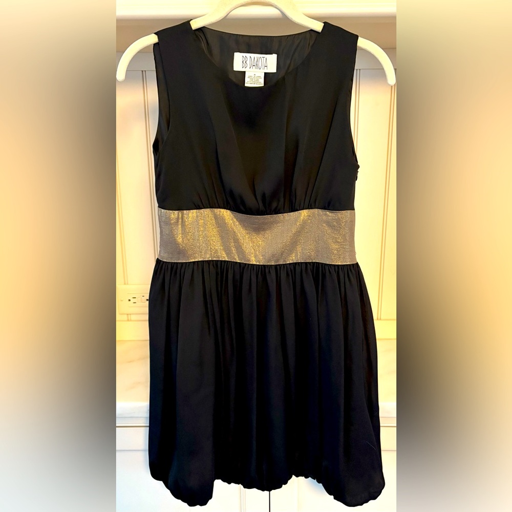 BB Dakota black mini dress with bubble skirt  - Size 4